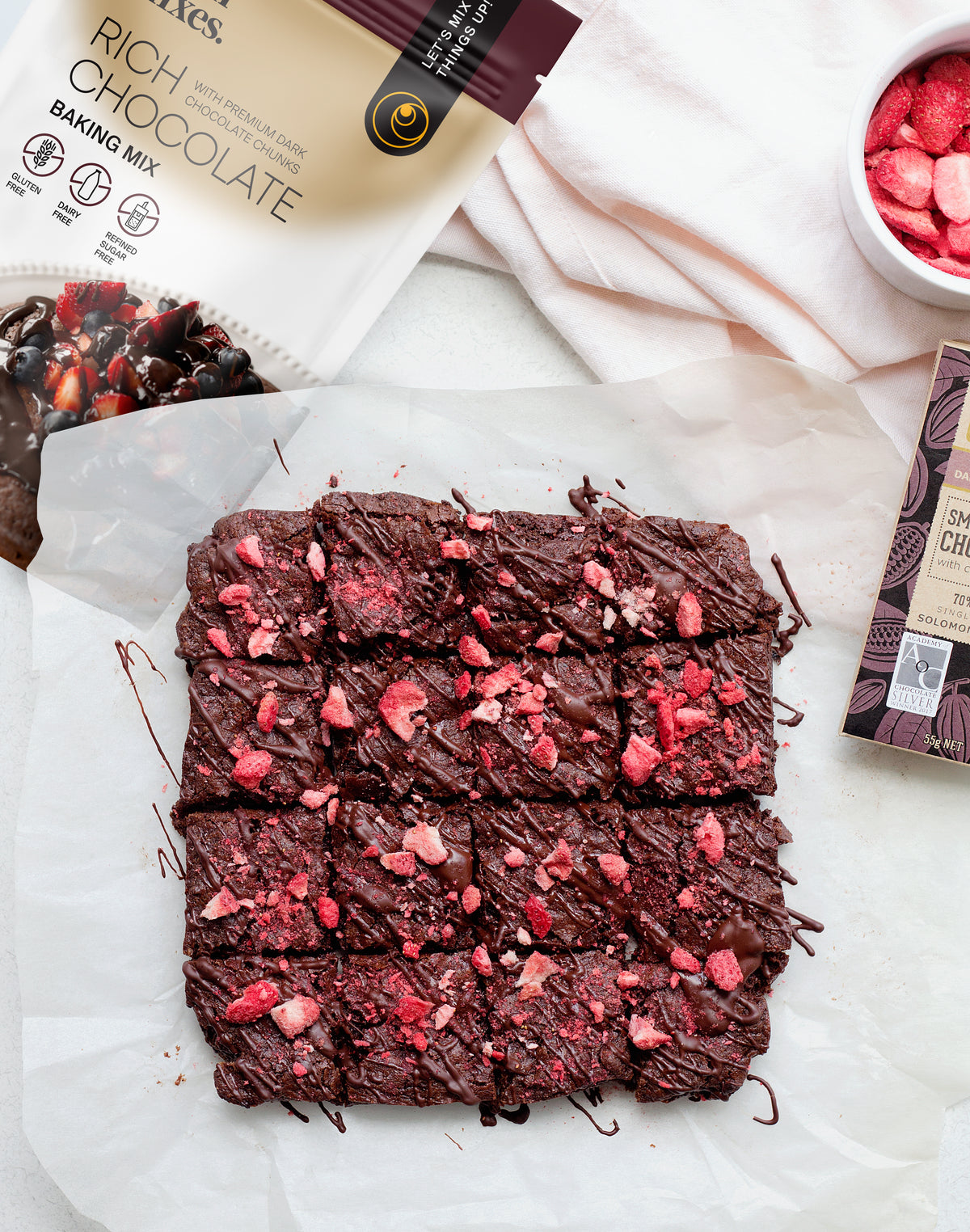 Chocolate & Strawberry Brownie (vegan)