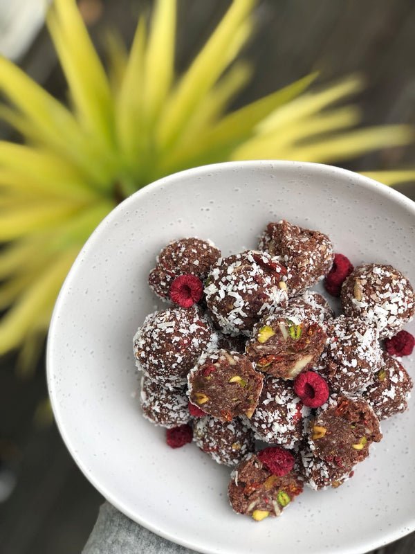 Lolly Cake Bites